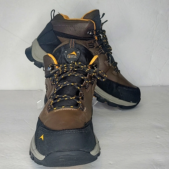 PACIFIC MOUNTAIN youth boot. - Picture 4 of 8